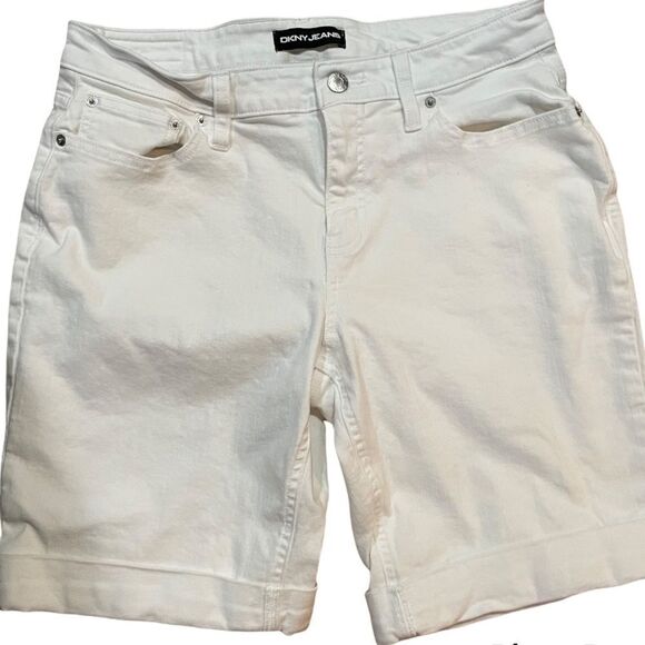 DKNY Jeans White Denim Walking Shorts, size 12 - Picture 1 of 3